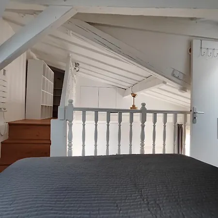 Apartment 17 Near Arc De Triomphe
