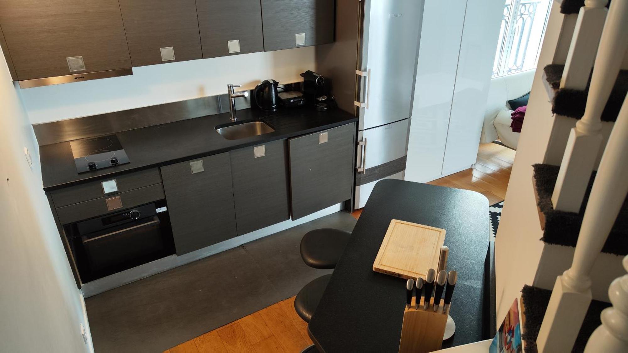 Avenue Niel - 17 - 2170 * Parigi